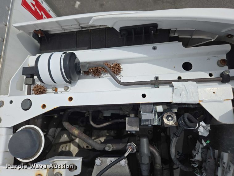 image for item EC4272 2018 International 4300  refrigerated truck