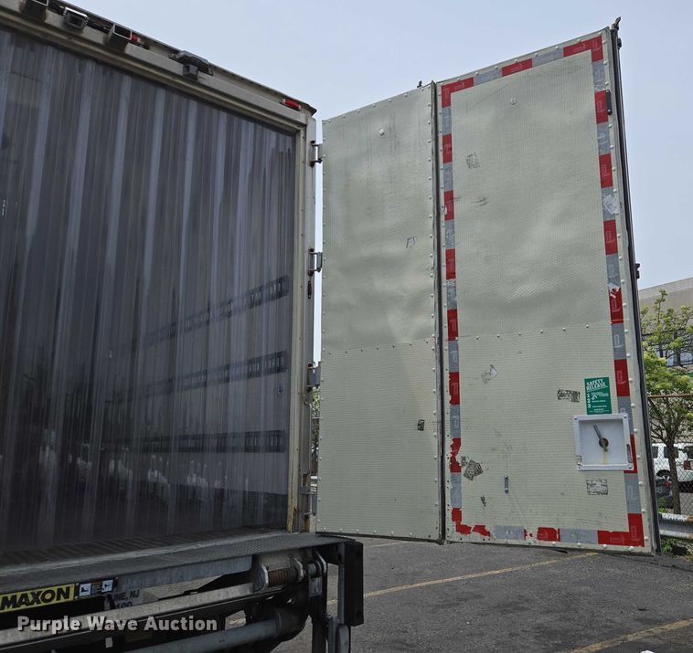 image for item EC4272 2018 International 4300  refrigerated truck