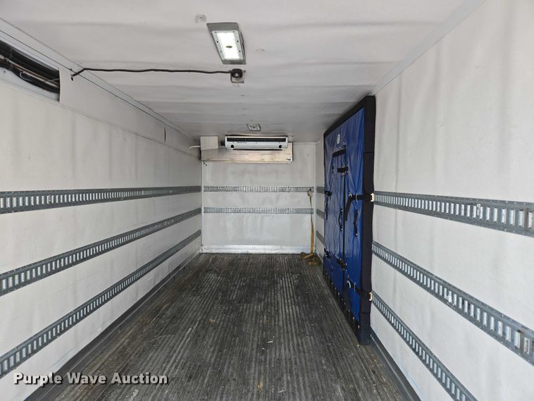 image for item EC4272 2018 International 4300  refrigerated truck