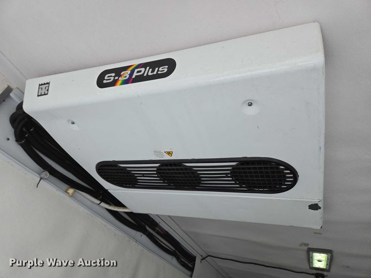 image for item EC4272 2018 International 4300  refrigerated truck