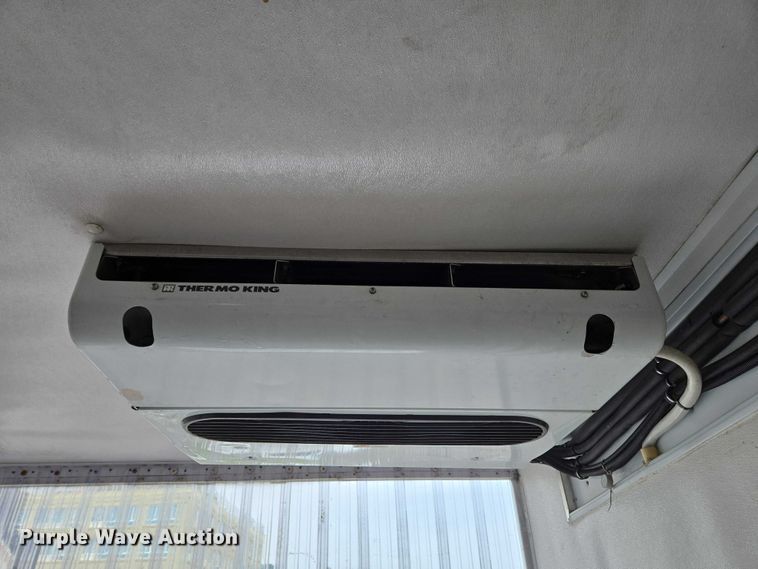 image for item EC4272 2018 International 4300  refrigerated truck