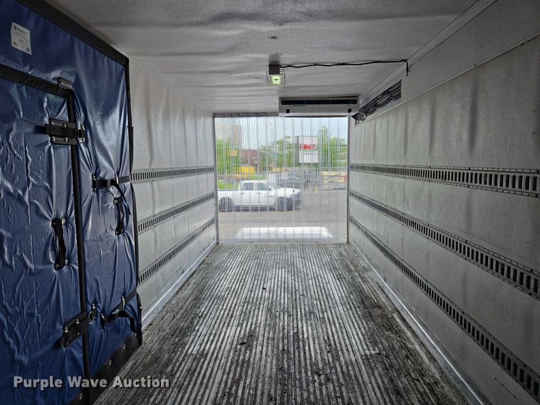 image for item EC4272 2018 International 4300  refrigerated truck