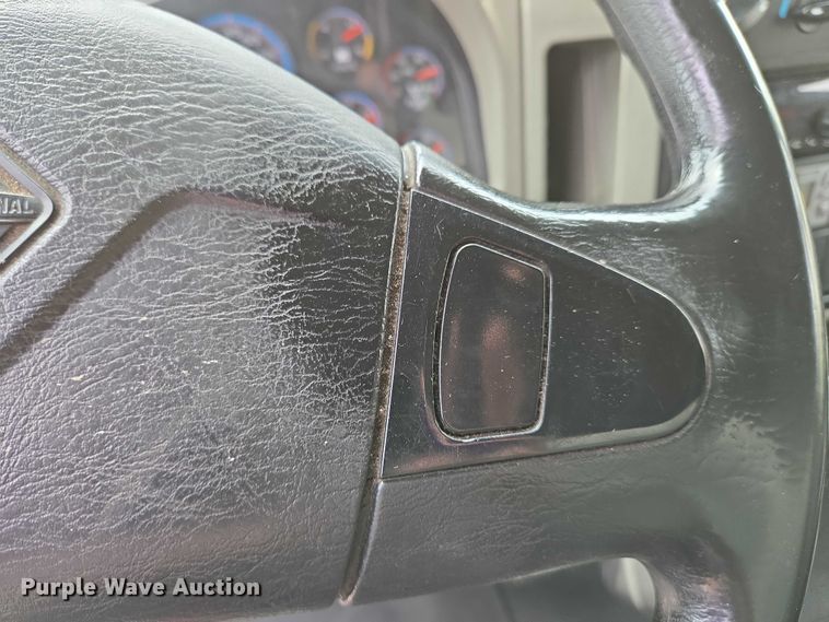 image for item EC4272 2018 International 4300  refrigerated truck