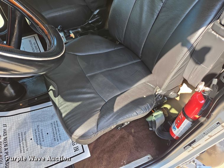 image for item ED2036 1996 Peterbilt 379 semi truck