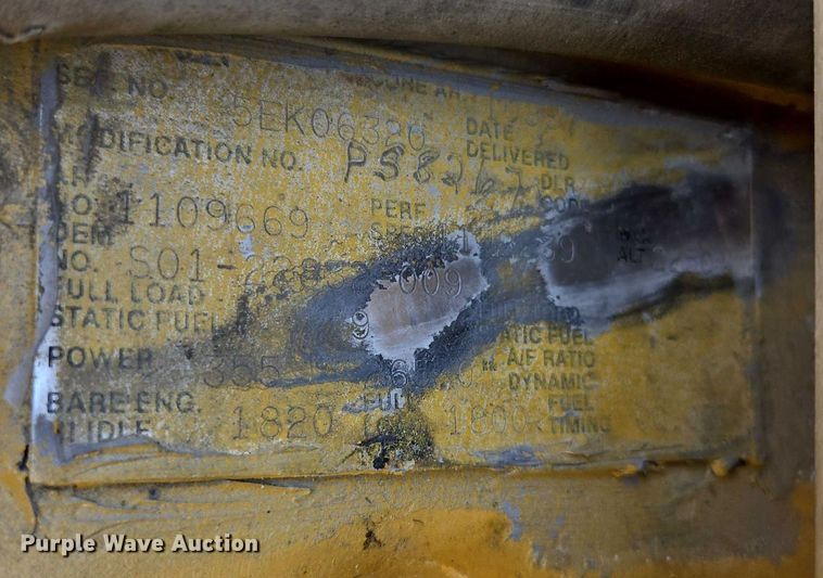 image for item ED2036 1996 Peterbilt 379 semi truck