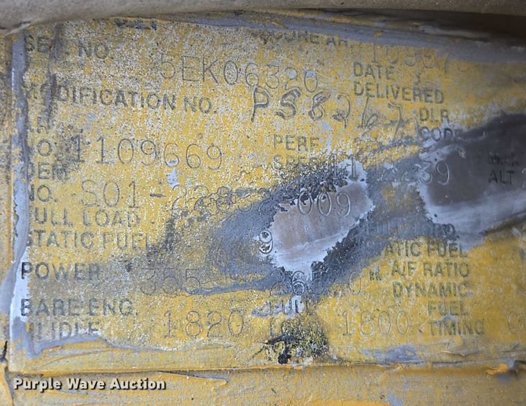 image for item ED2036 1996 Peterbilt 379 semi truck