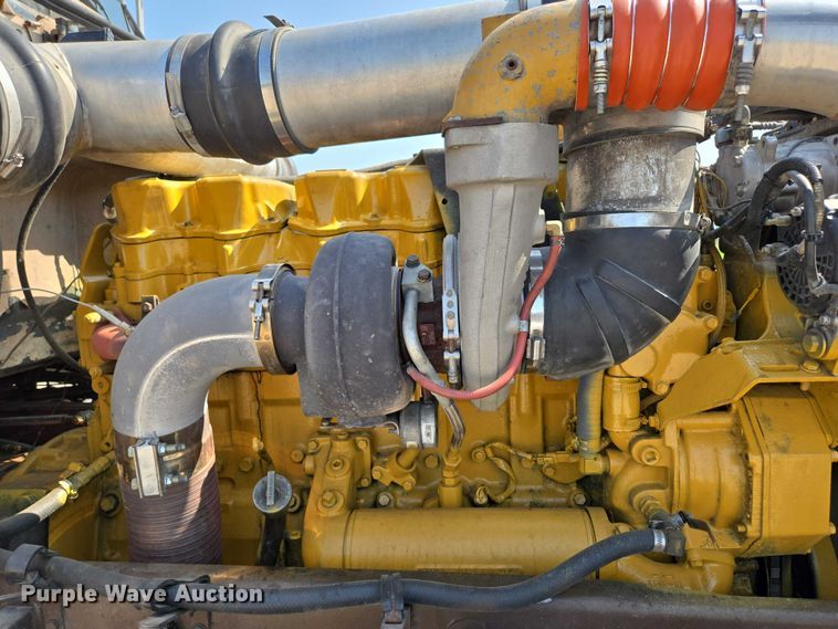 image for item ED2036 1996 Peterbilt 379 semi truck