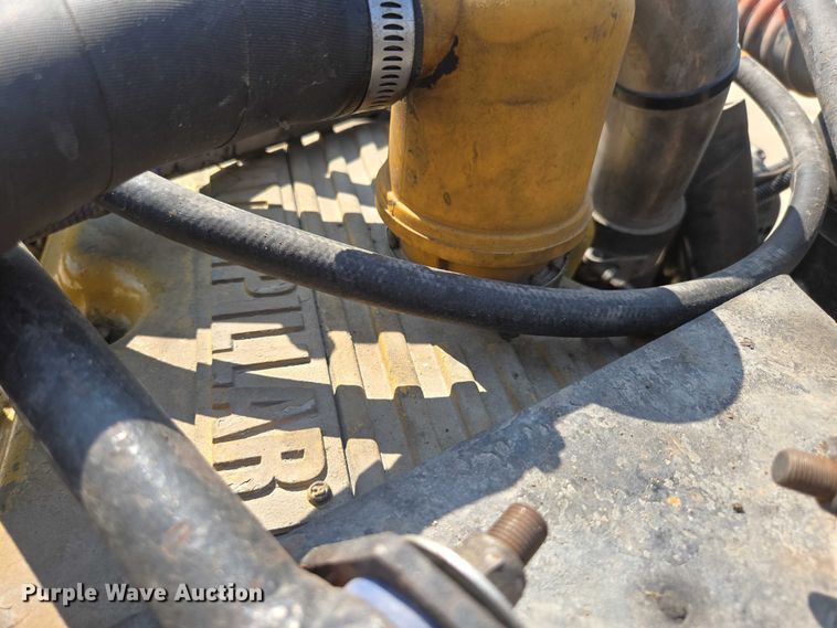 image for item ED2036 1996 Peterbilt 379 semi truck