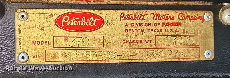 image for item ED2036 1996 Peterbilt 379 semi truck