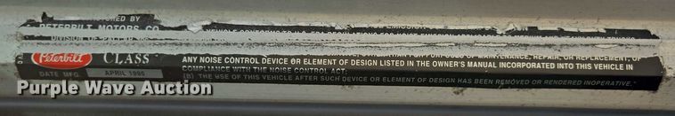 image for item ED2036 1996 Peterbilt 379 semi truck