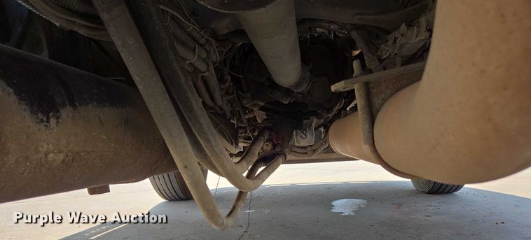 image for item ED2037 2015 Freightliner Cascadia semi truck