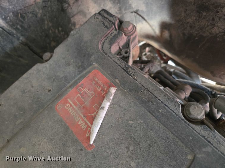 image for item ED2037 2015 Freightliner Cascadia semi truck