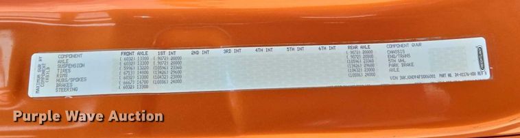 image for item ED2037 2015 Freightliner Cascadia semi truck