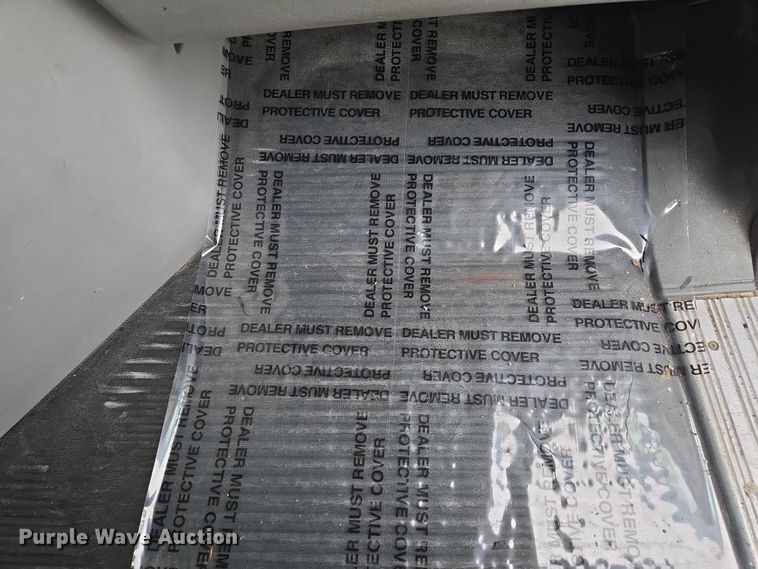 image for item ED2044 2007 Freightliner Columbia flatbed truck