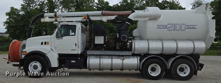 image for item ED2045 2002 Sterling L-Line sewer jetter truck