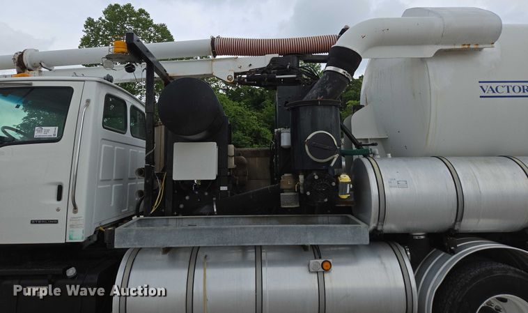 image for item ED2045 2002 Sterling L-Line sewer jetter truck