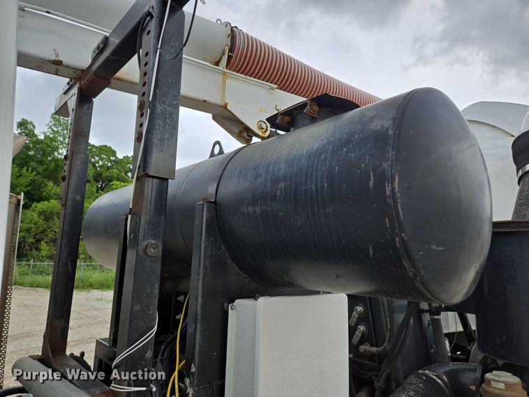 image for item ED2045 2002 Sterling L-Line sewer jetter truck