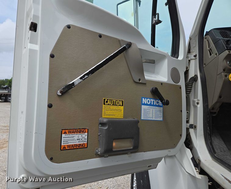 image for item ED2045 2002 Sterling L-Line sewer jetter truck