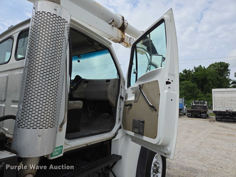 image for item ED2045 2002 Sterling L-Line sewer jetter truck