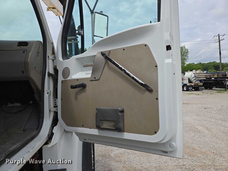 image for item ED2045 2002 Sterling L-Line sewer jetter truck