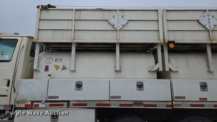 image for item ED2046 2007 Sterling L-Line tank truck