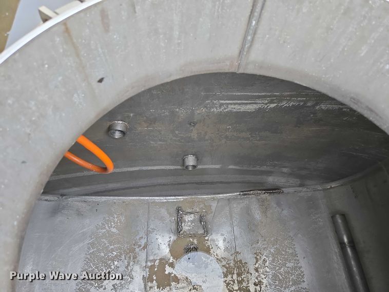 image for item ED2046 2007 Sterling L-Line tank truck