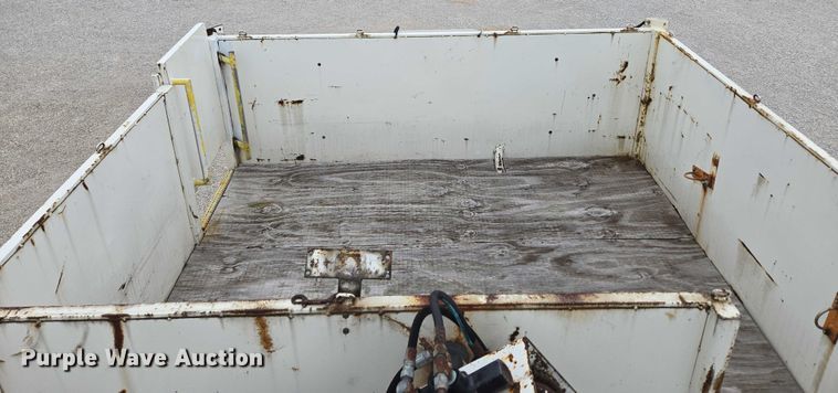 image for item ED2046 2007 Sterling L-Line tank truck