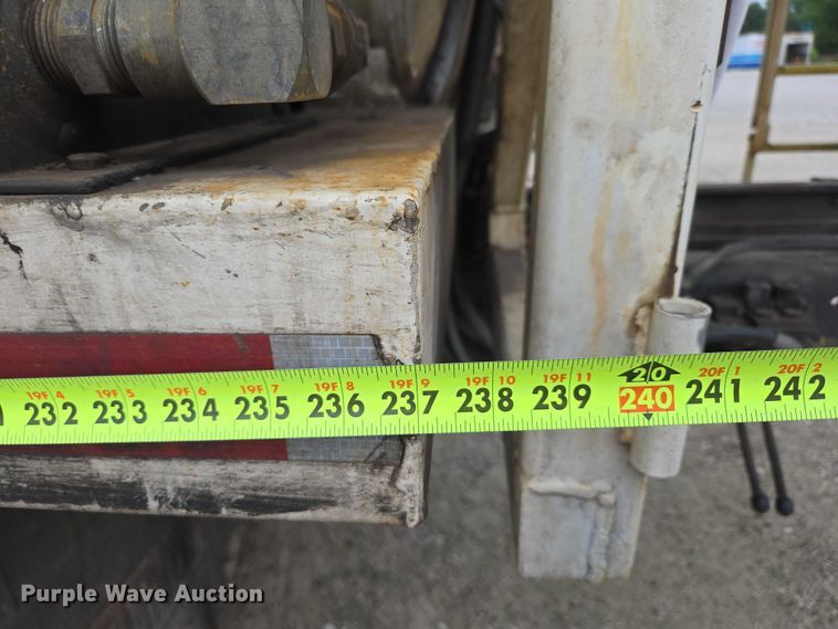 image for item ED2046 2007 Sterling L-Line tank truck