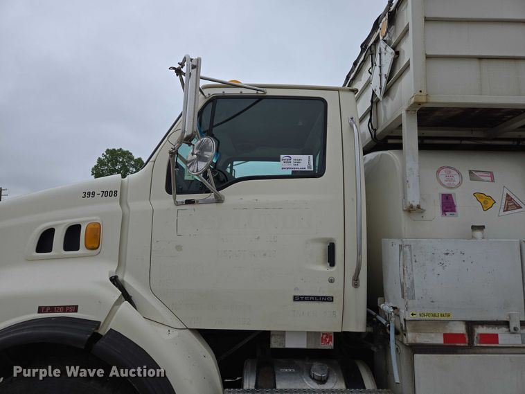 image for item ED2046 2007 Sterling L-Line tank truck