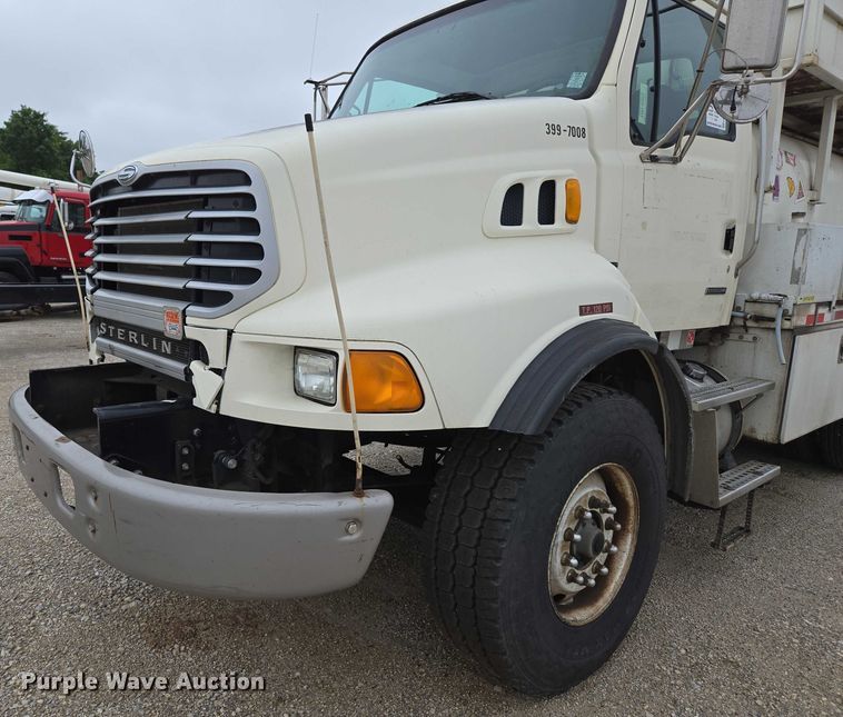 image for item ED2046 2007 Sterling L-Line tank truck