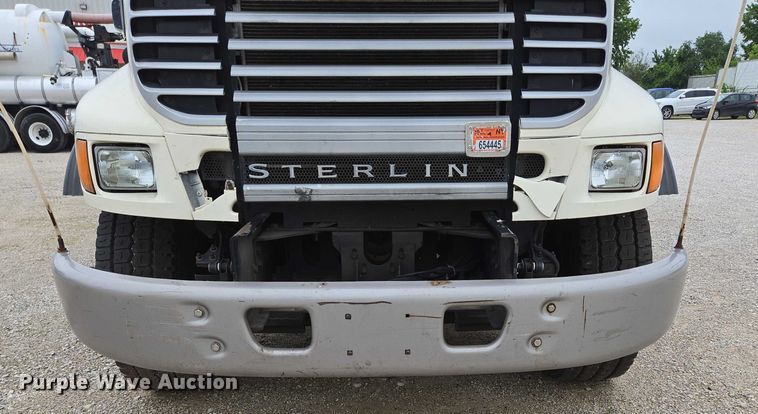 image for item ED2046 2007 Sterling L-Line tank truck