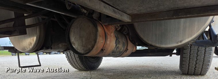 image for item ED2046 2007 Sterling L-Line tank truck