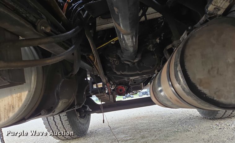 image for item ED2046 2007 Sterling L-Line tank truck