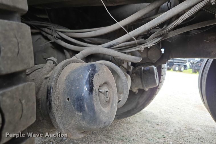 image for item ED2046 2007 Sterling L-Line tank truck