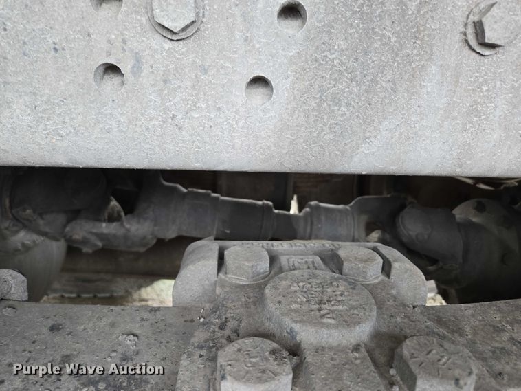 image for item ED2046 2007 Sterling L-Line tank truck