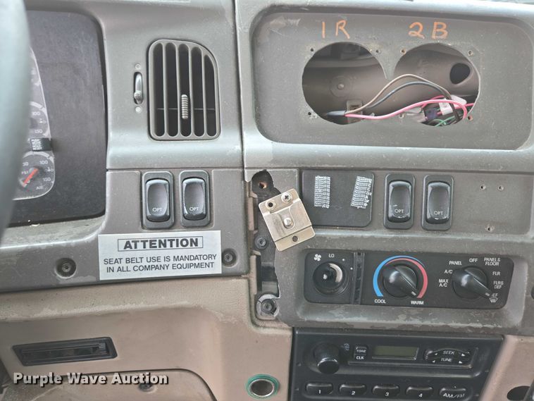 image for item ED2046 2007 Sterling L-Line tank truck