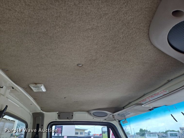 image for item ED2046 2007 Sterling L-Line tank truck