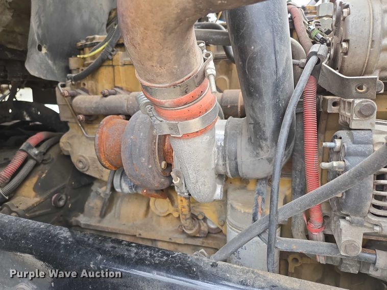 image for item ED2046 2007 Sterling L-Line tank truck