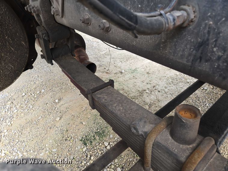 image for item ED2046 2007 Sterling L-Line tank truck