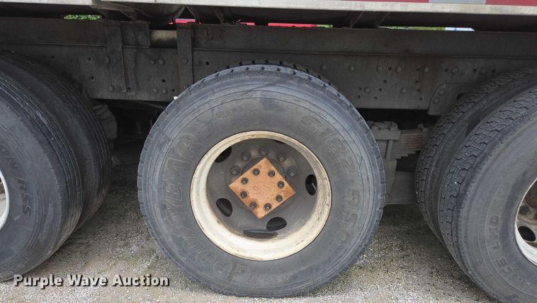 image for item ED2046 2007 Sterling L-Line tank truck