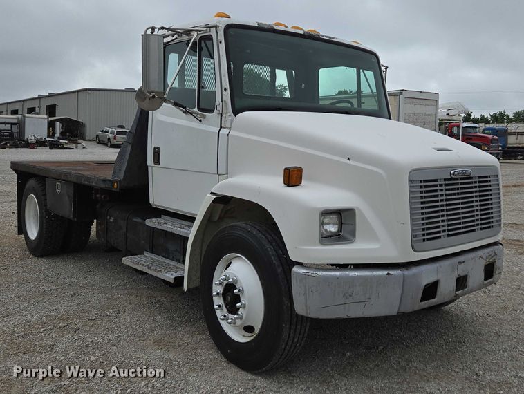 image for item ED2047 2000 Freightliner FL80 flatbed truck