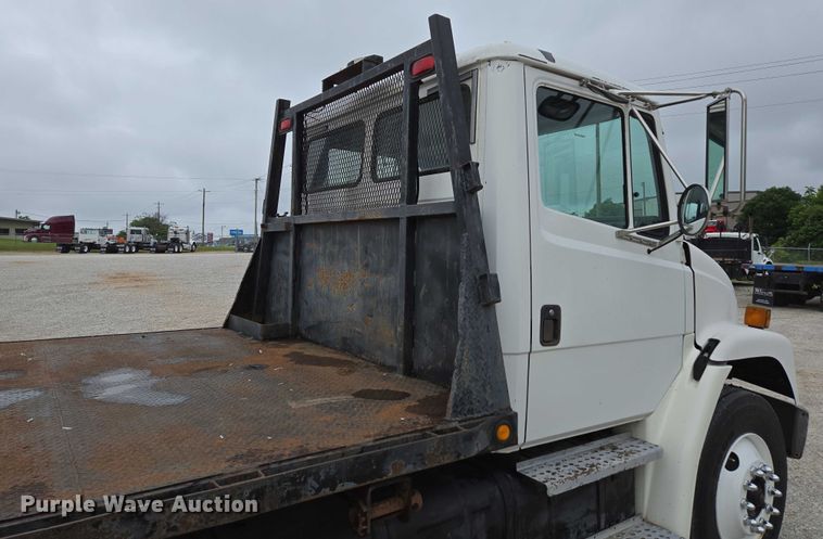 image for item ED2047 2000 Freightliner FL80 flatbed truck