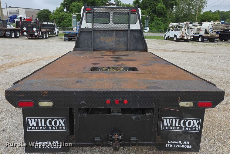 image for item ED2047 2000 Freightliner FL80 flatbed truck