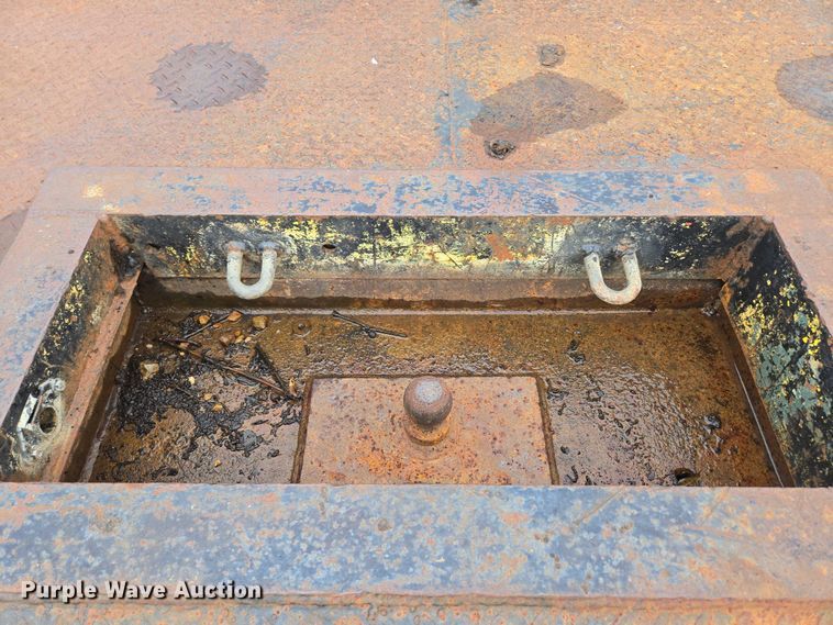 image for item ED2047 2000 Freightliner FL80 flatbed truck