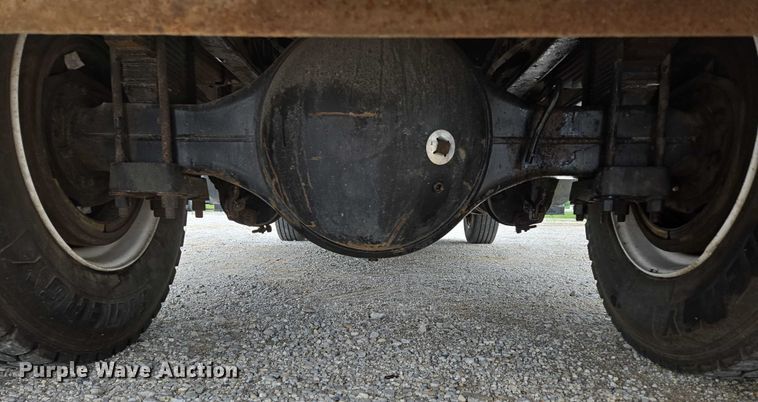 image for item ED2047 2000 Freightliner FL80 flatbed truck