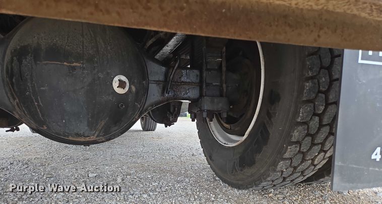 image for item ED2047 2000 Freightliner FL80 flatbed truck