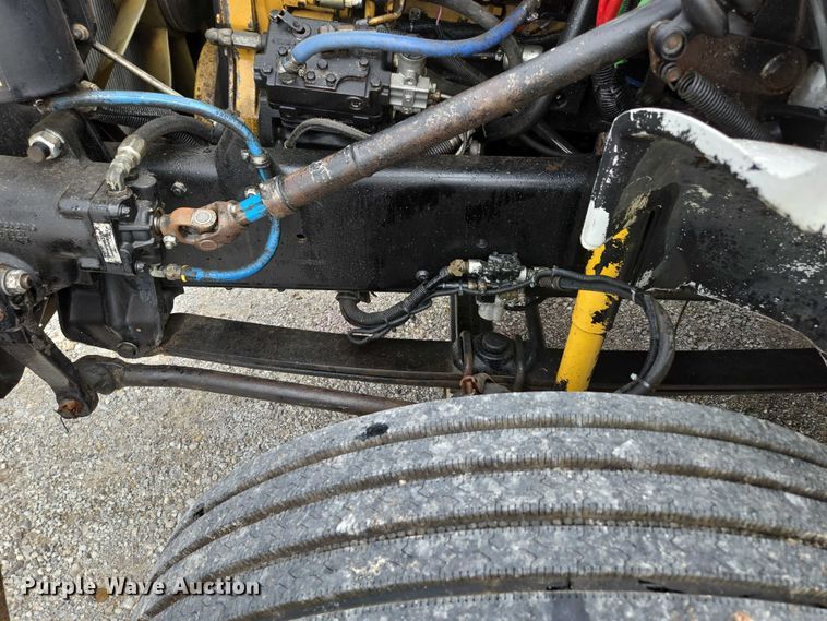 image for item ED2047 2000 Freightliner FL80 flatbed truck