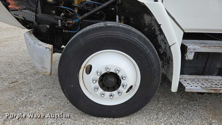 image for item ED2047 2000 Freightliner FL80 flatbed truck