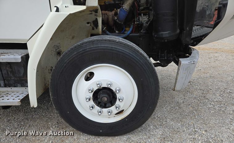 image for item ED2047 2000 Freightliner FL80 flatbed truck