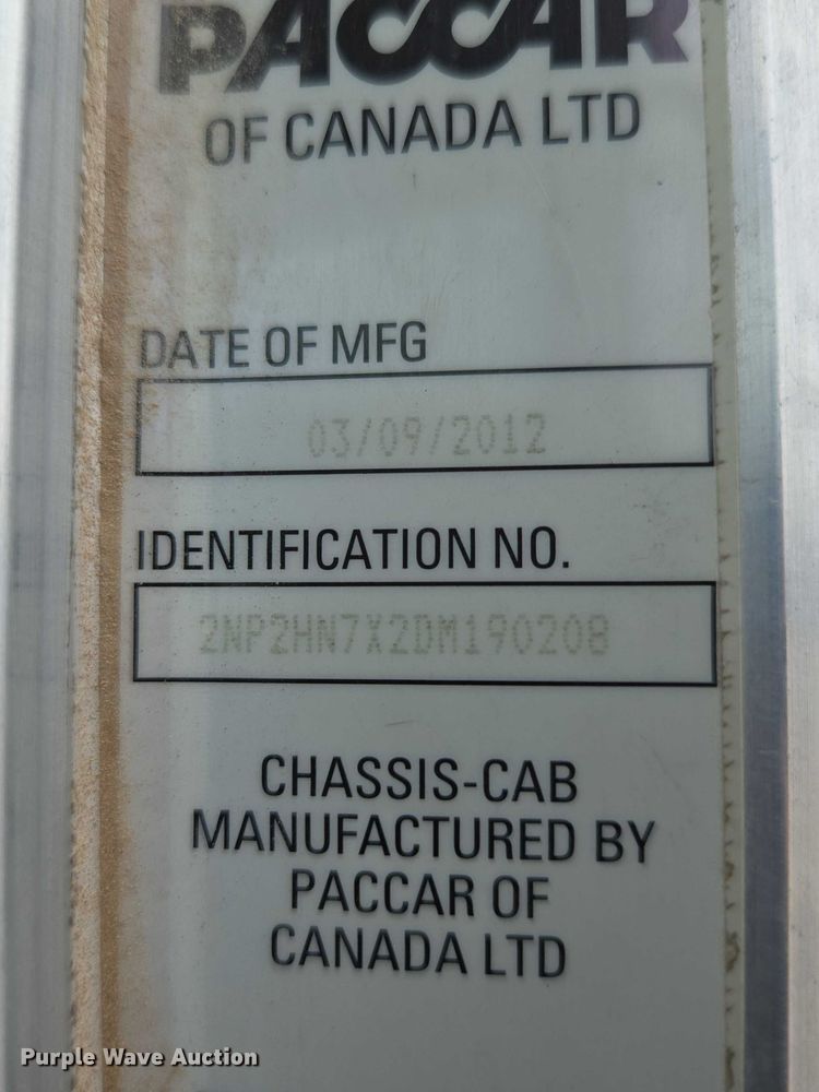 image for item ED2049 2013 Peterbilt 337 truck cab and chassis